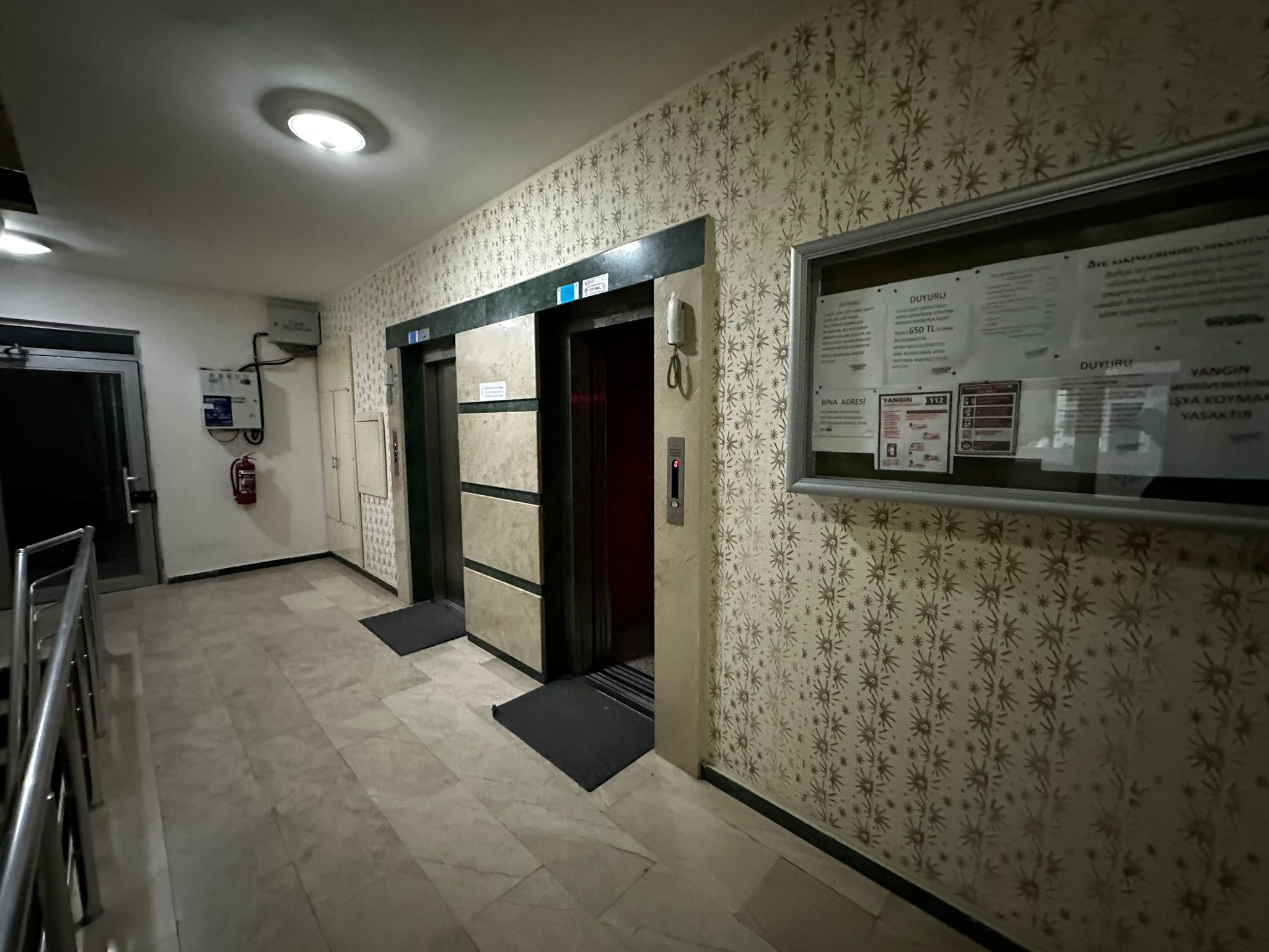 MABEL GAYRİMENKUL/VAKFIKEBİR SİTE İÇİ 240 M2 SATILIK 6+1 DUBLEKS